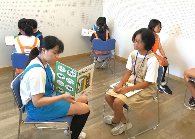 こども司書写真3-4